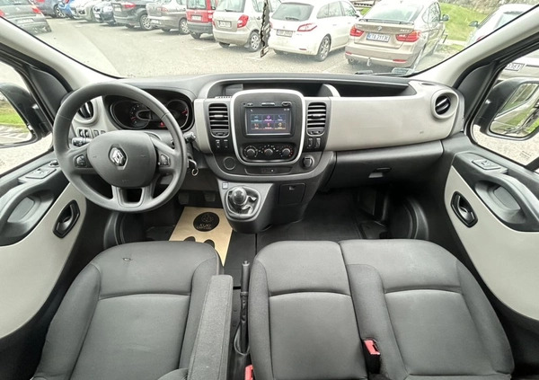 Renault Trafic cena 69900 przebieg: 230000, rok produkcji 2018 z Tarnów małe 436